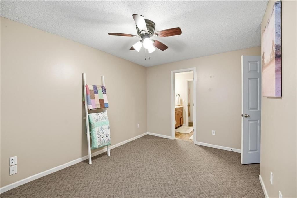 312 E HANSEN Court — photo 6