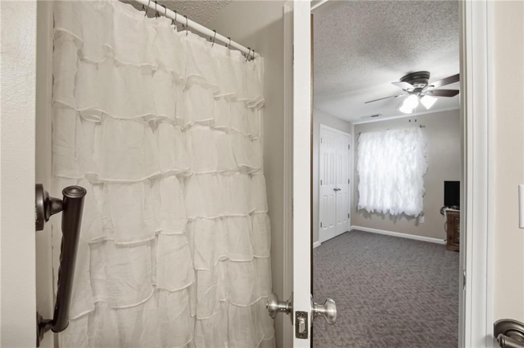 312 E HANSEN Court — photo 8