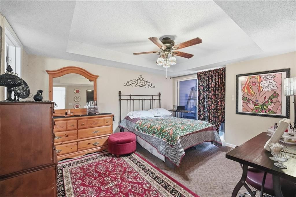 312 E HANSEN Court — photo 19