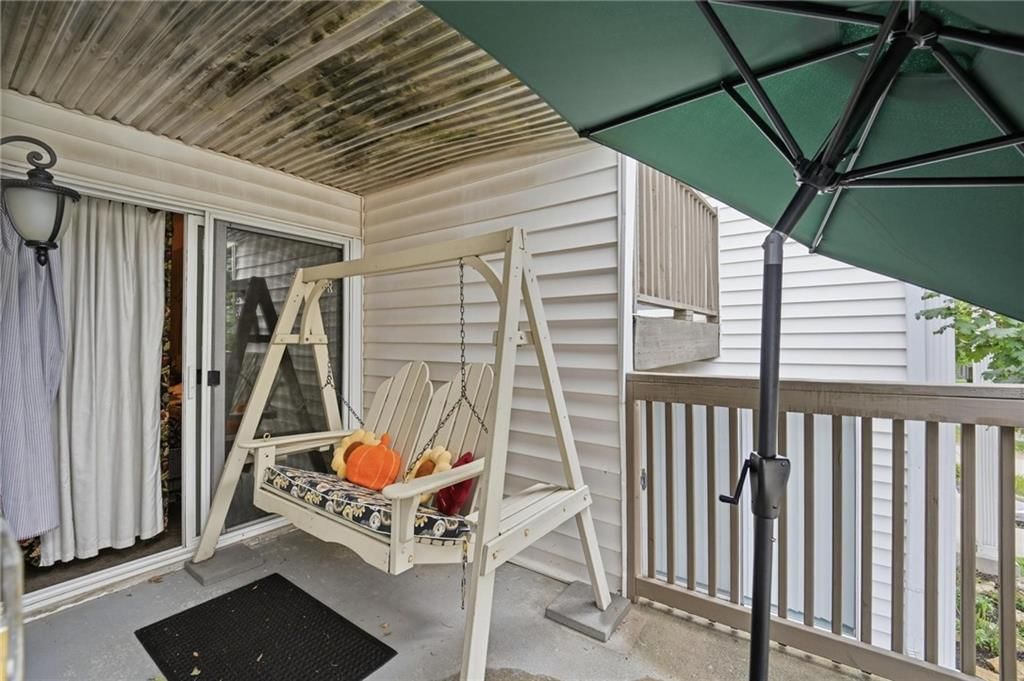 312 E HANSEN Court — photo 25