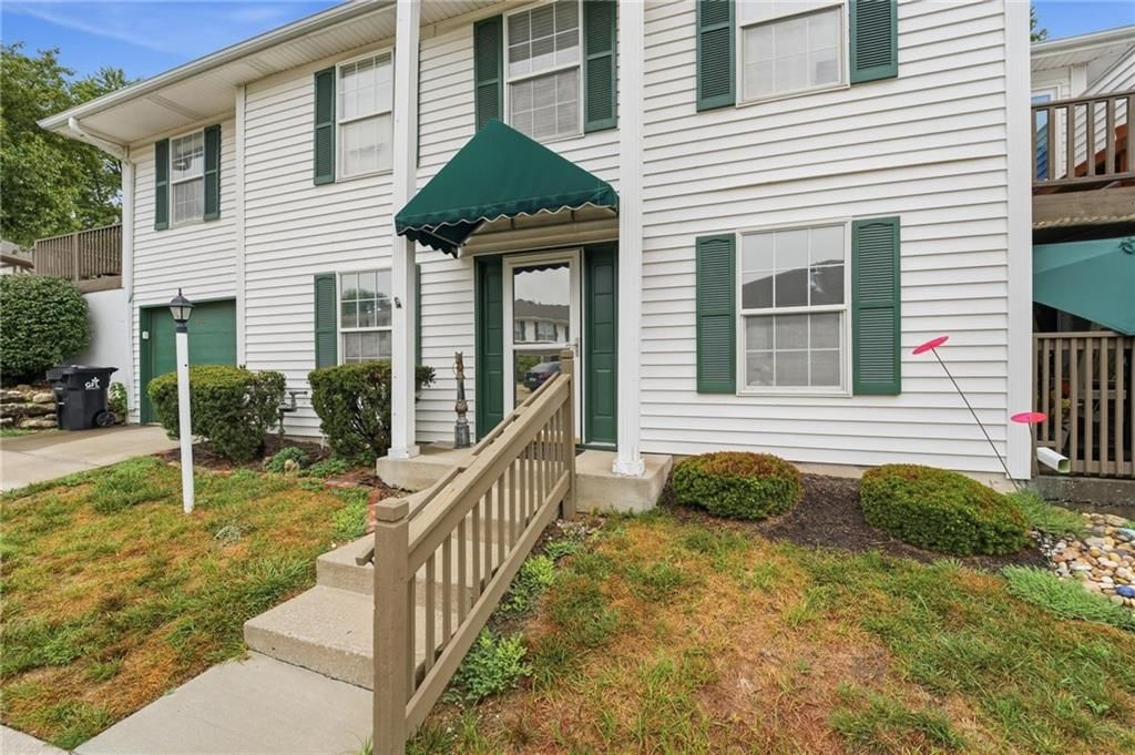 312 E HANSEN Court — photo 27