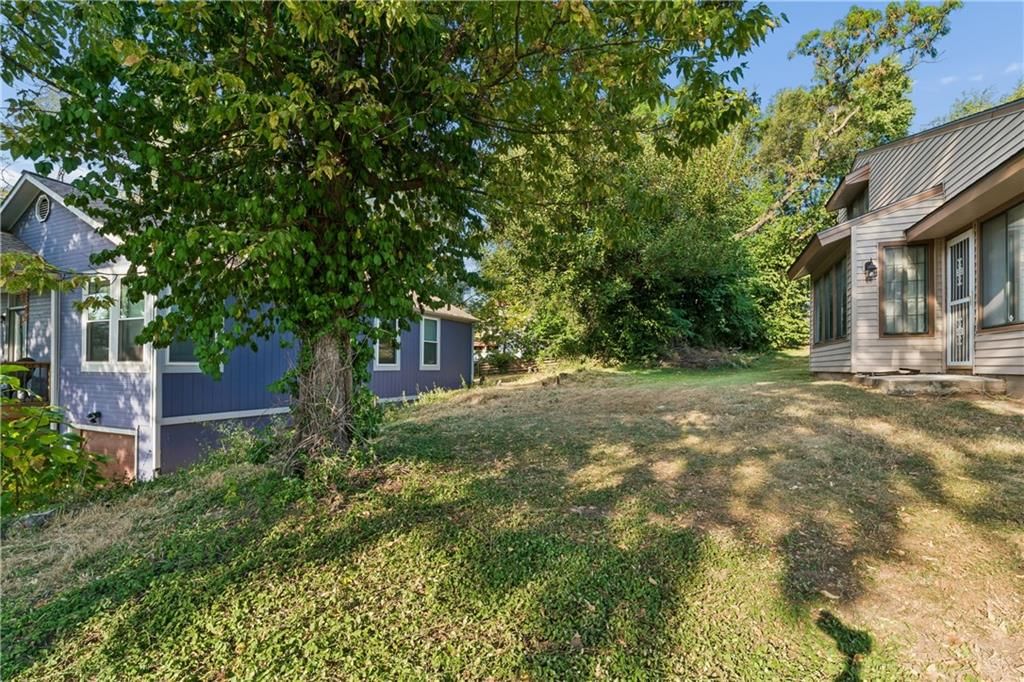2114 Belleview Avenue — photo 5