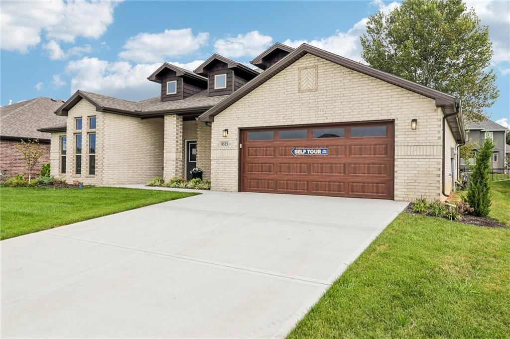 8523 Pickering Street — photo 4