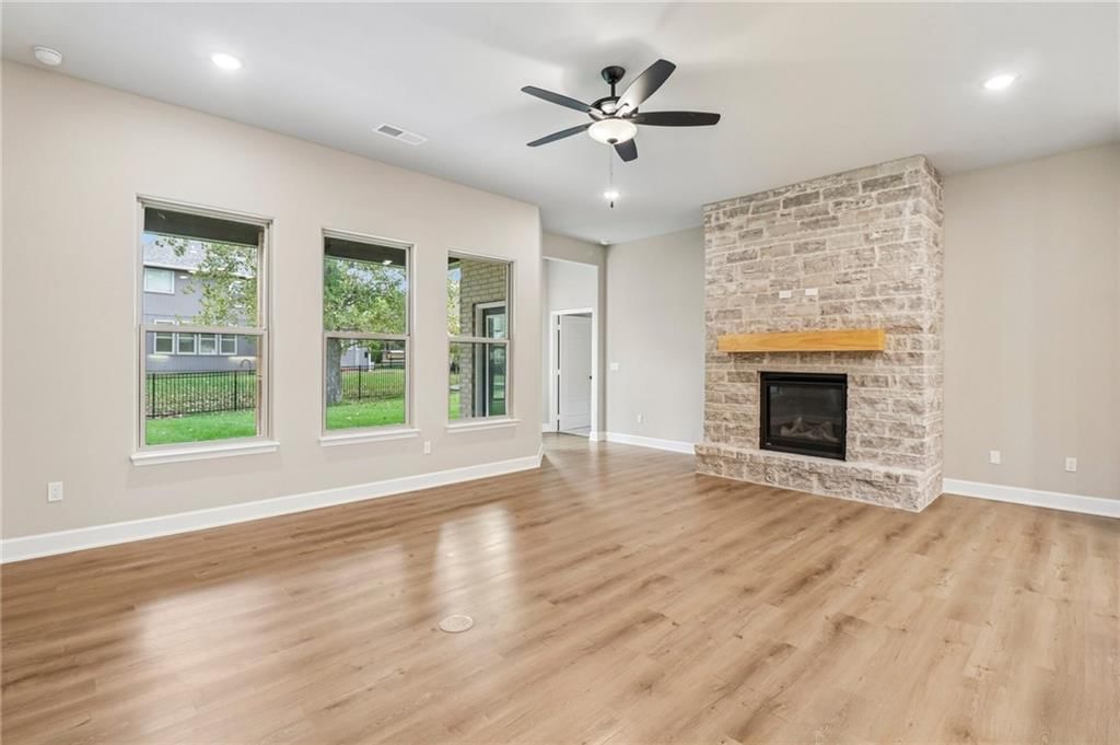 8523 Pickering Street — photo 11