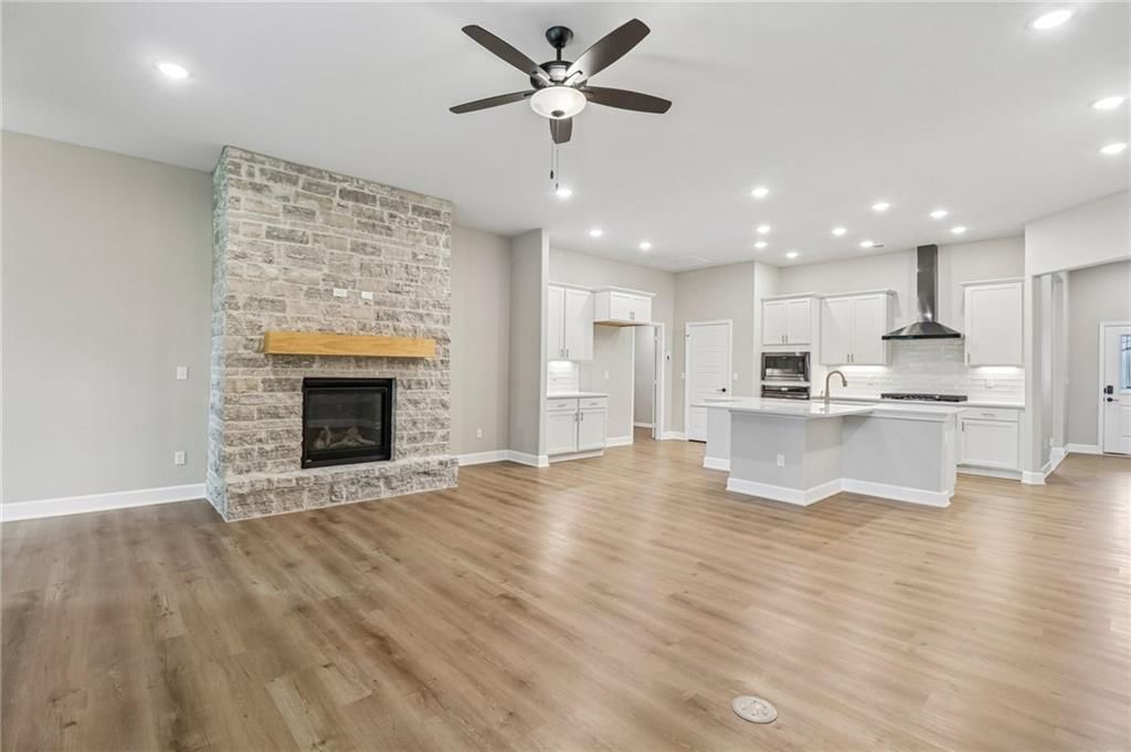 8523 Pickering Street — photo 13