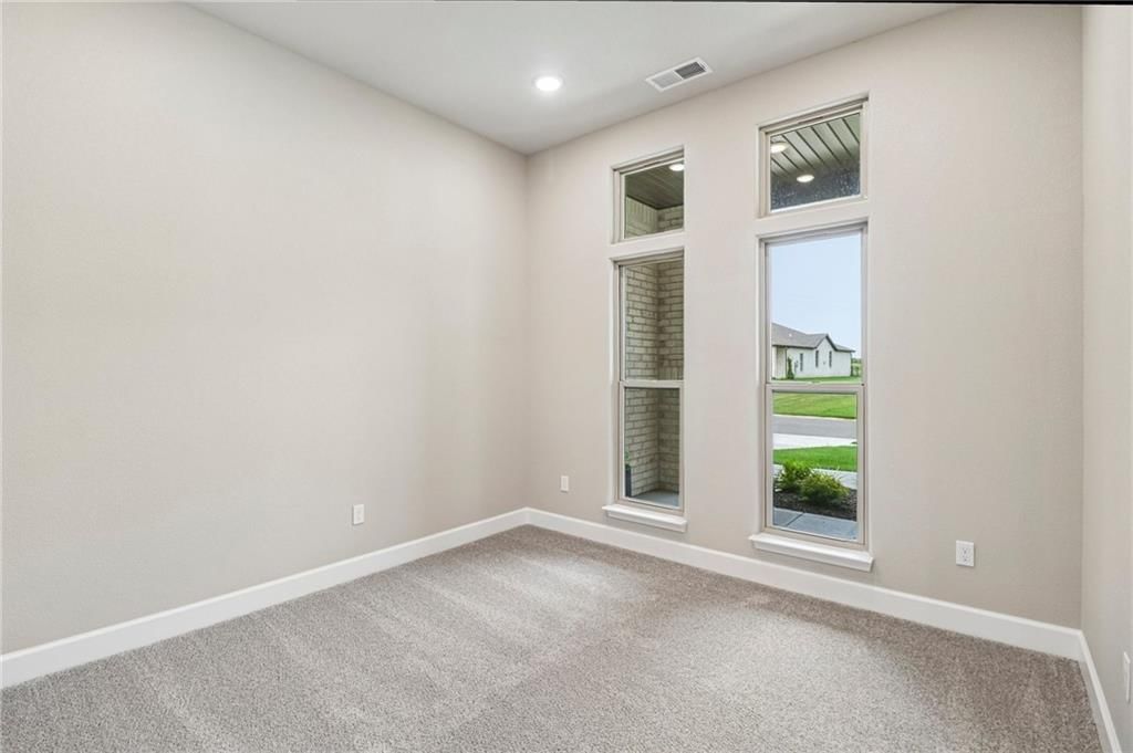 8523 Pickering Street — photo 22