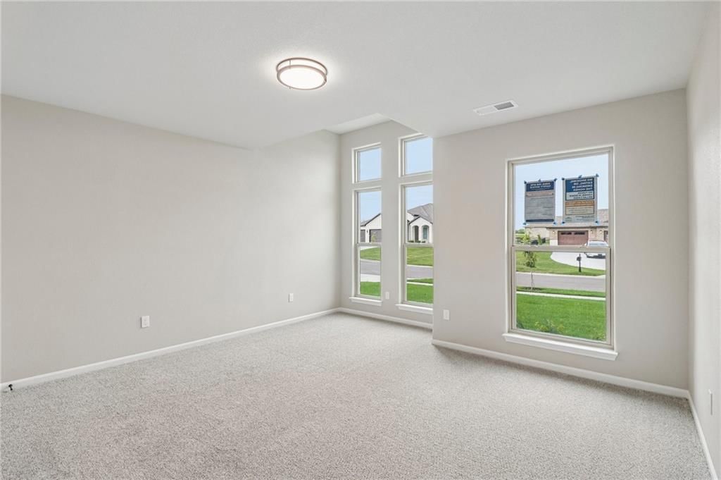 8523 Pickering Street — photo 25