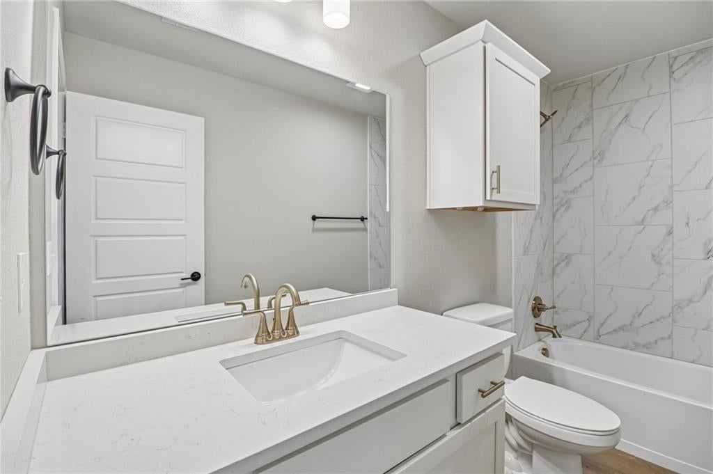 8523 Pickering Street — photo 26