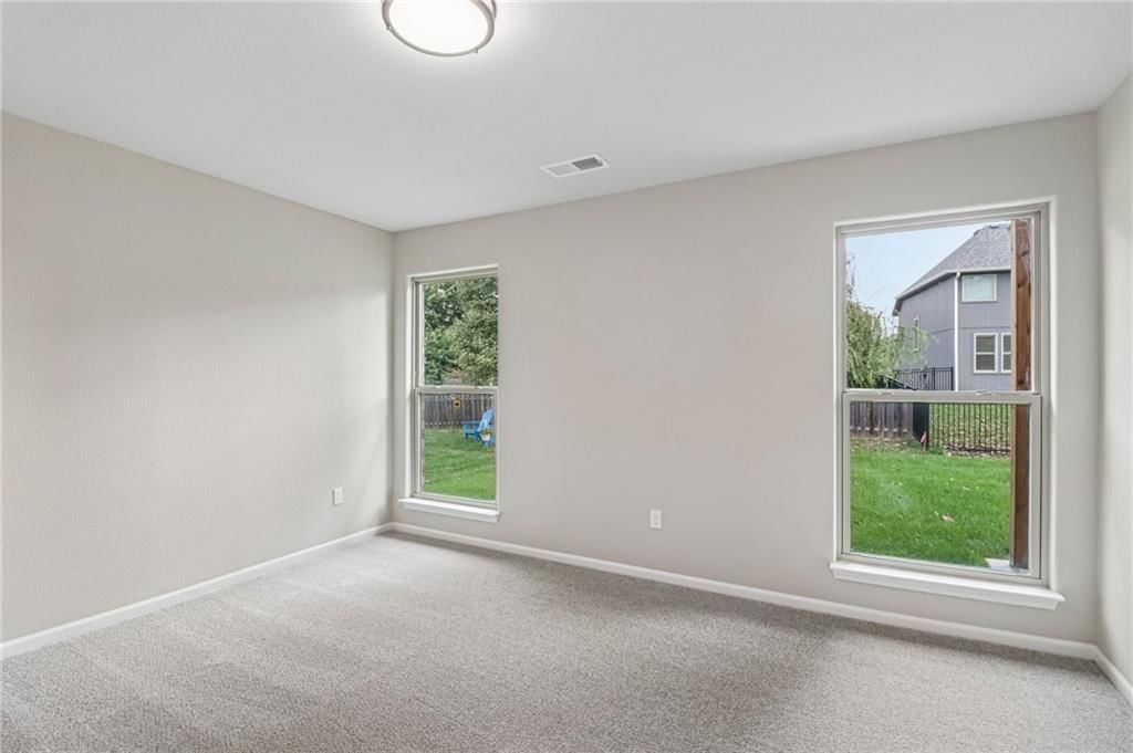 8523 Pickering Street — photo 32