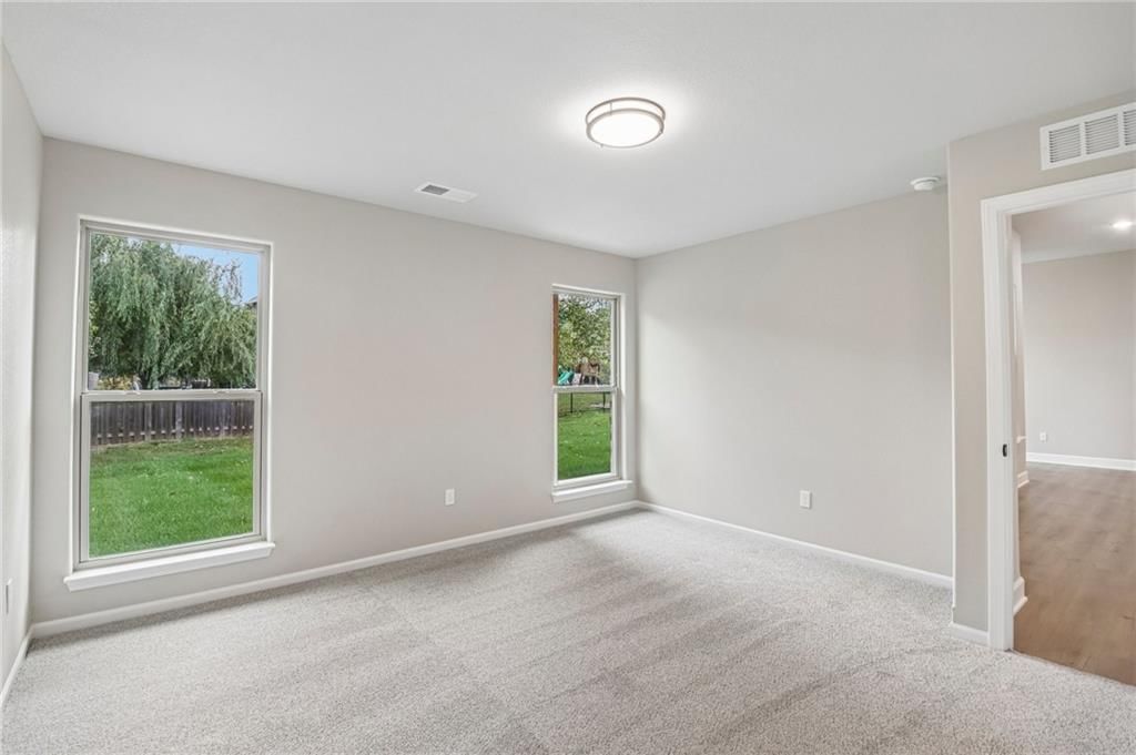8523 Pickering Street — photo 33