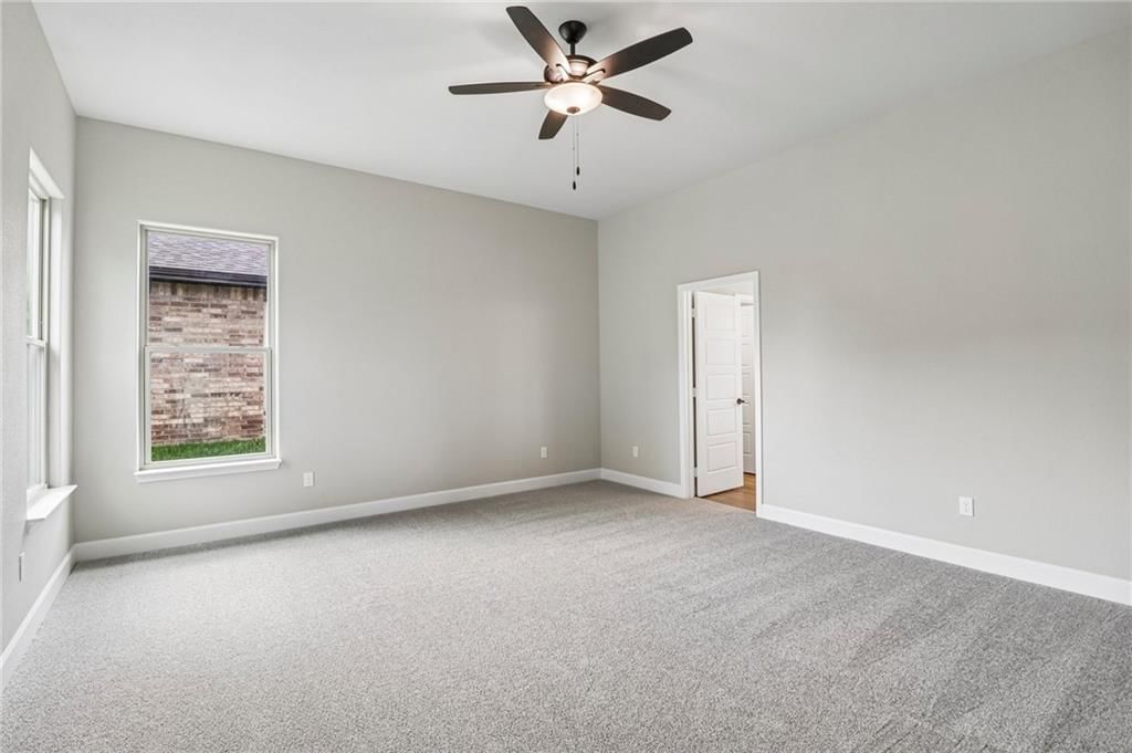 8523 Pickering Street — photo 34