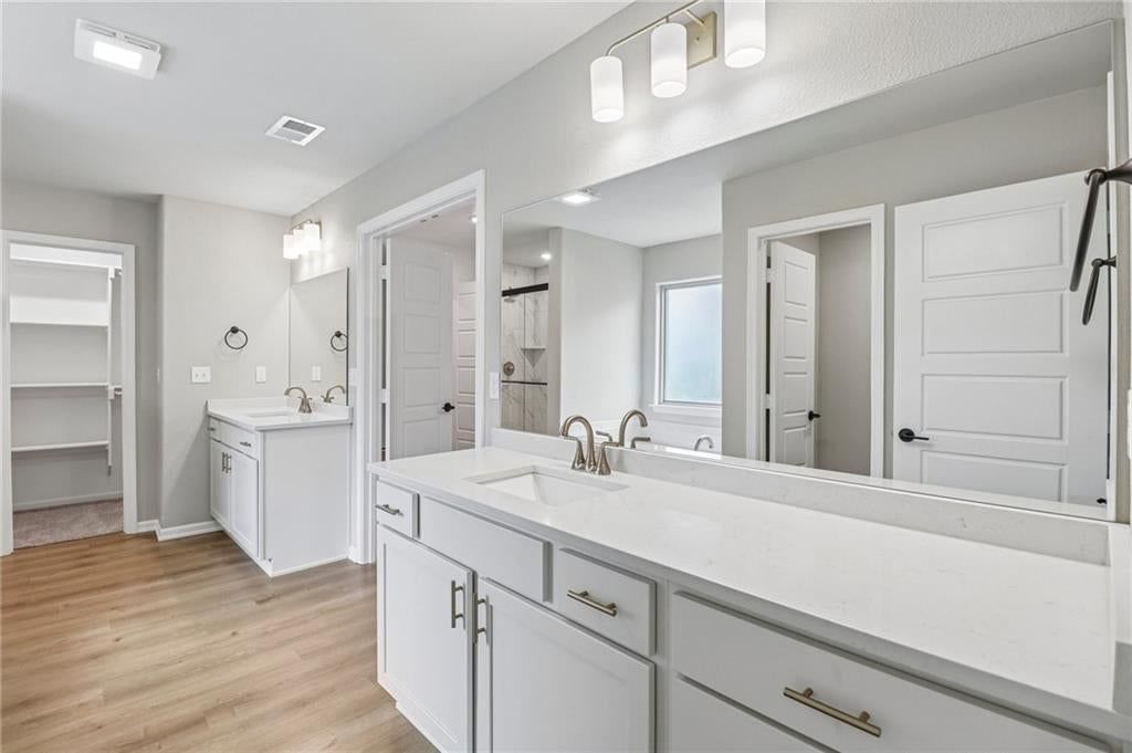 8523 Pickering Street — photo 37