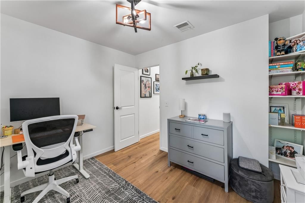 6100 W 88th Street — photo 30