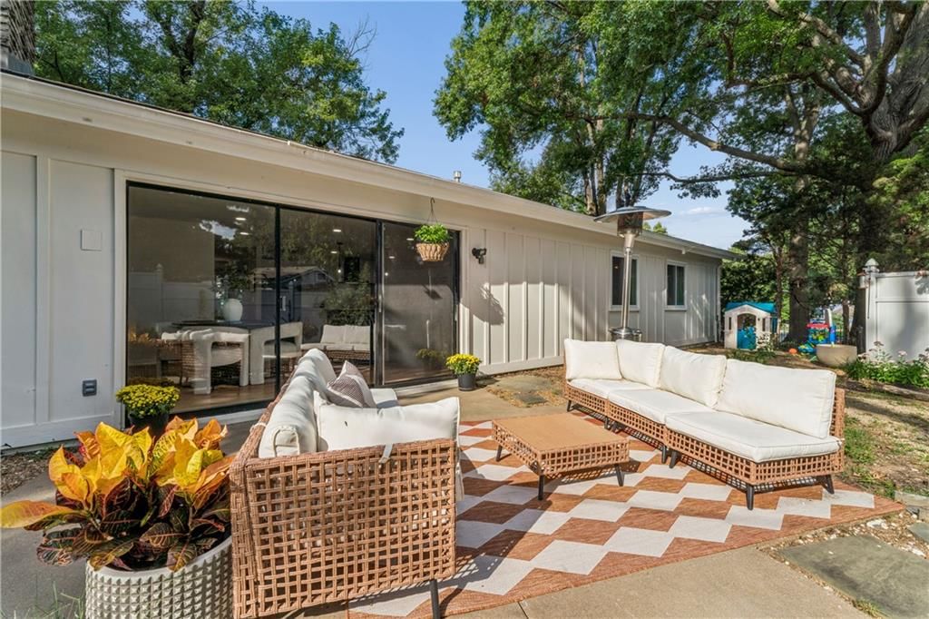 6100 W 88th Street — photo 35