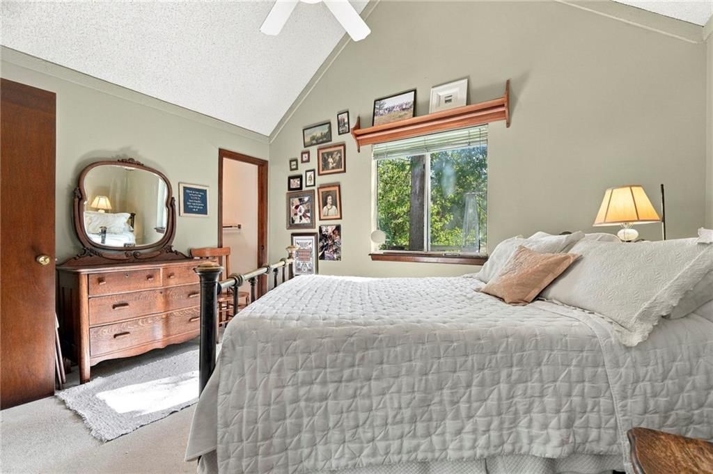 1036 S Lindenwood Drive — photo 14