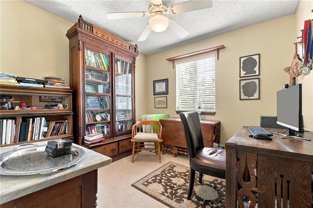 1036 S Lindenwood Drive — photo 16