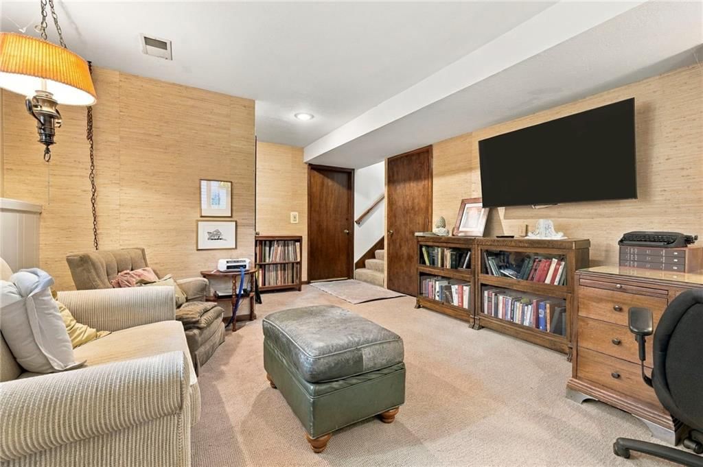 1036 S Lindenwood Drive — photo 19