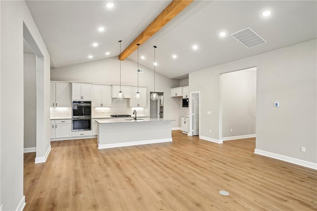 8435 Pickering Street — photo 9