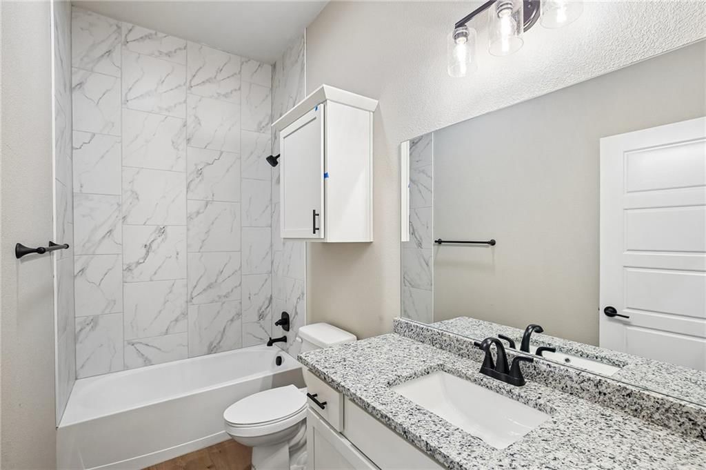 8435 Pickering Street — photo 32