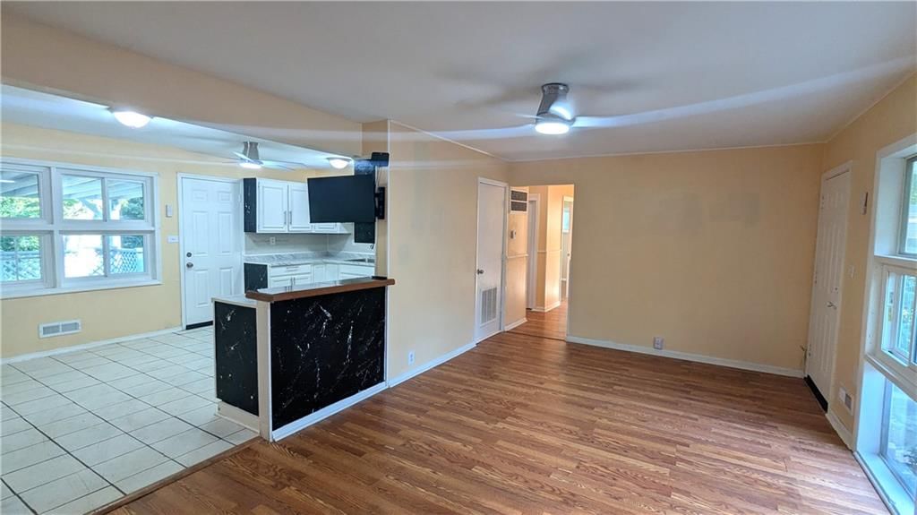 10901 BRISTOL Terrace — photo 9