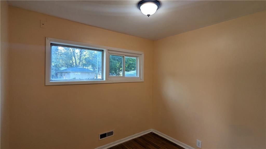 10901 BRISTOL Terrace — photo 25