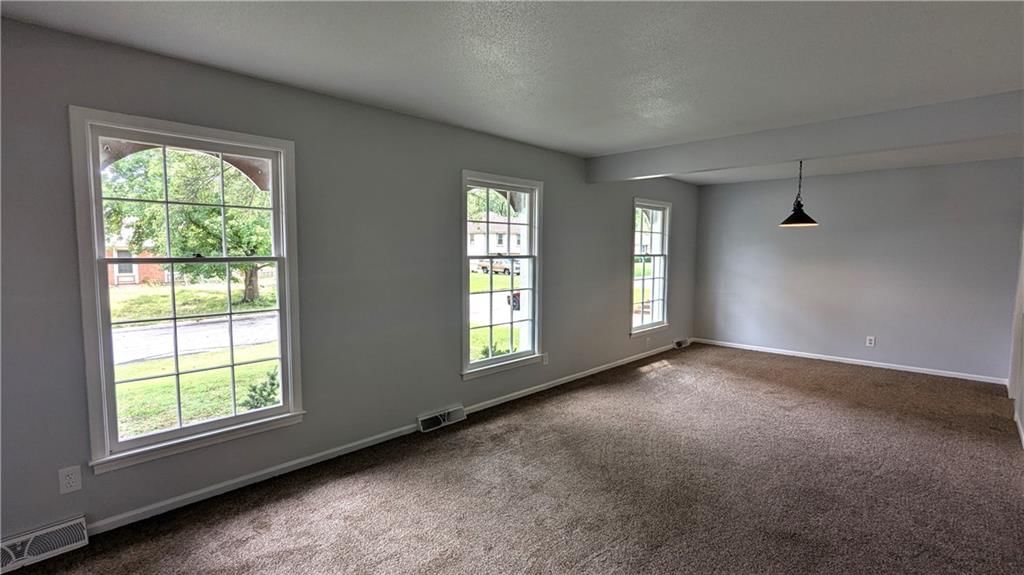 8116 E 96th Terrace — photo 8