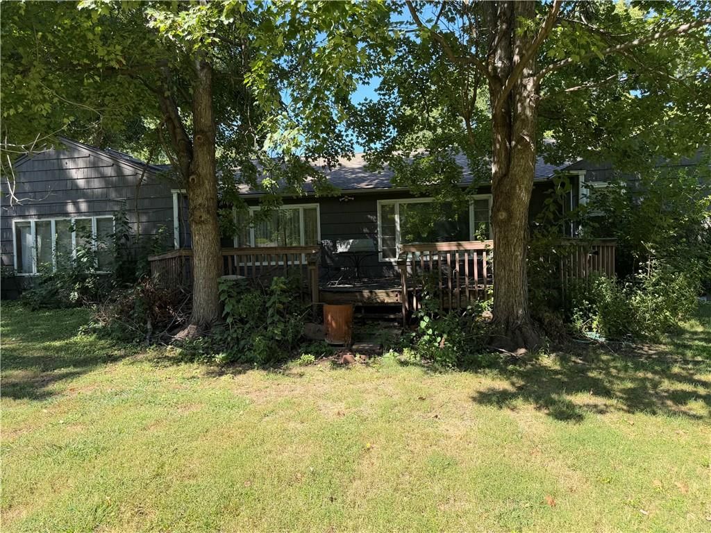 6917 W 69th Street — photo 25