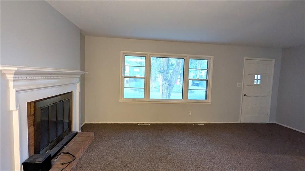 9320 OAKLAND Avenue — photo 13