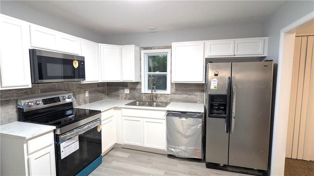 9320 OAKLAND Avenue — photo 15
