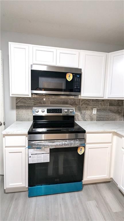 9320 OAKLAND Avenue — photo 16