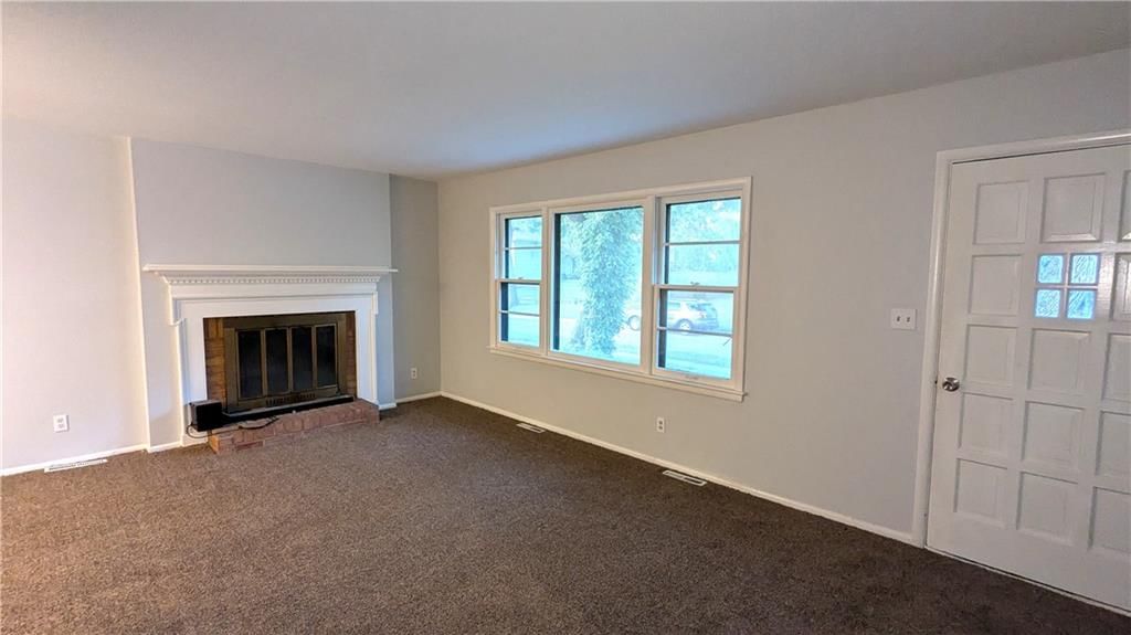 9320 OAKLAND Avenue — photo 18