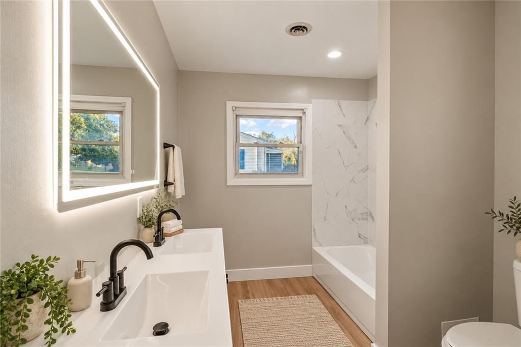 4409 Ridgeway Avenue — photo 10