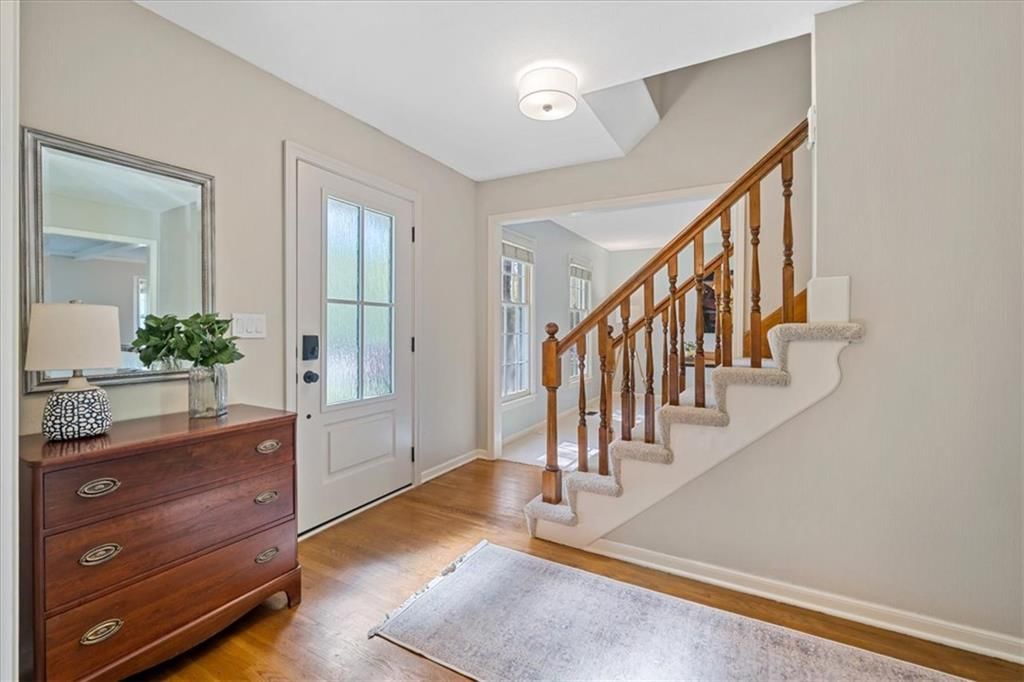 10004 W 123rd Street, Overland Park, KS: listing photo 3