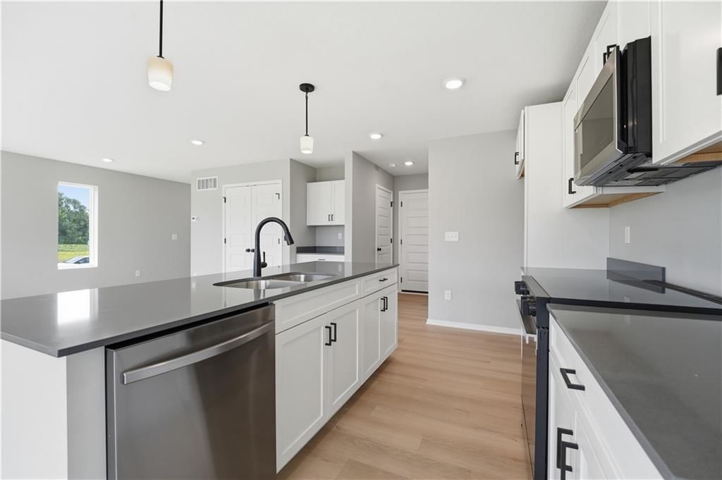 1309 SE Windbreak Drive — photo 14