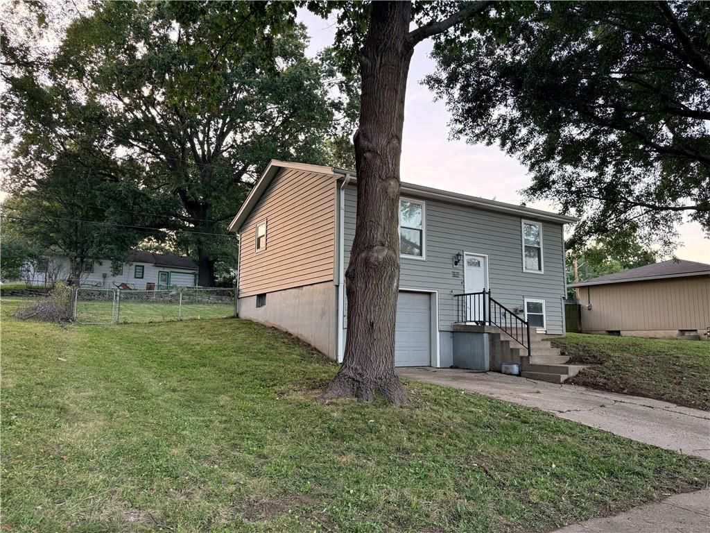 1622 N Emery Street, Independence, MO: listing photo 3