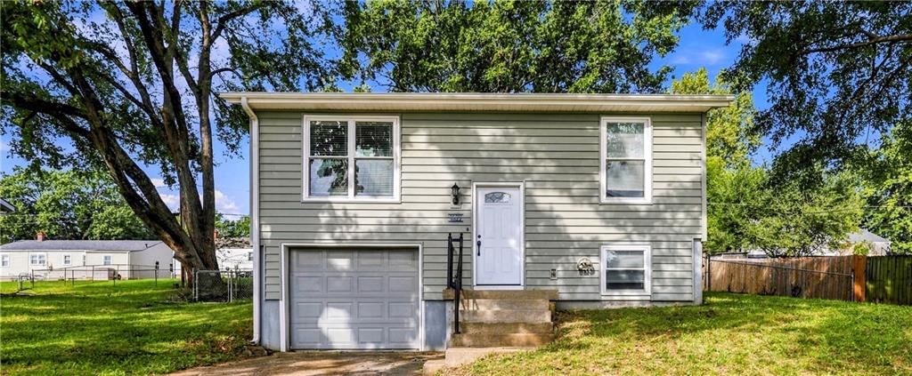 1622 N Emery Street, Independence, MO: listing photo 2