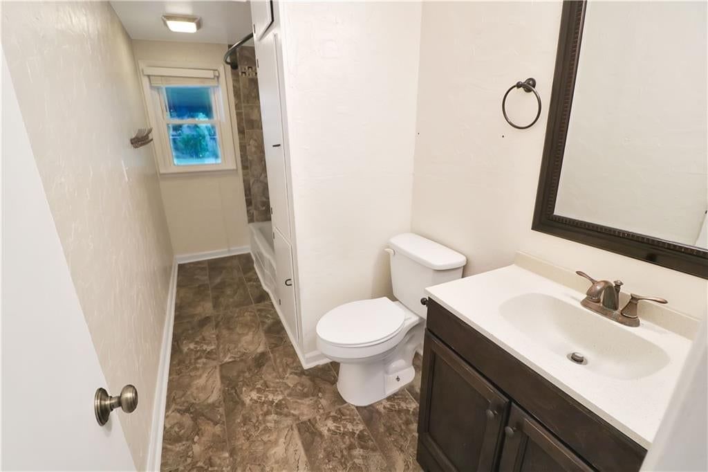 501 Salem Avenue — photo 10
