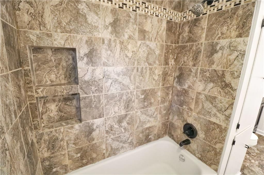 501 Salem Avenue — photo 12