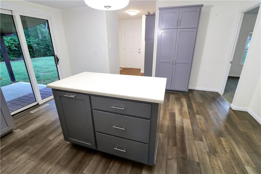 501 Salem Avenue — photo 23