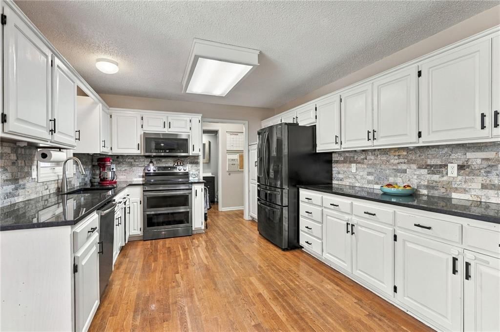13309 W 116th Street — photo 17
