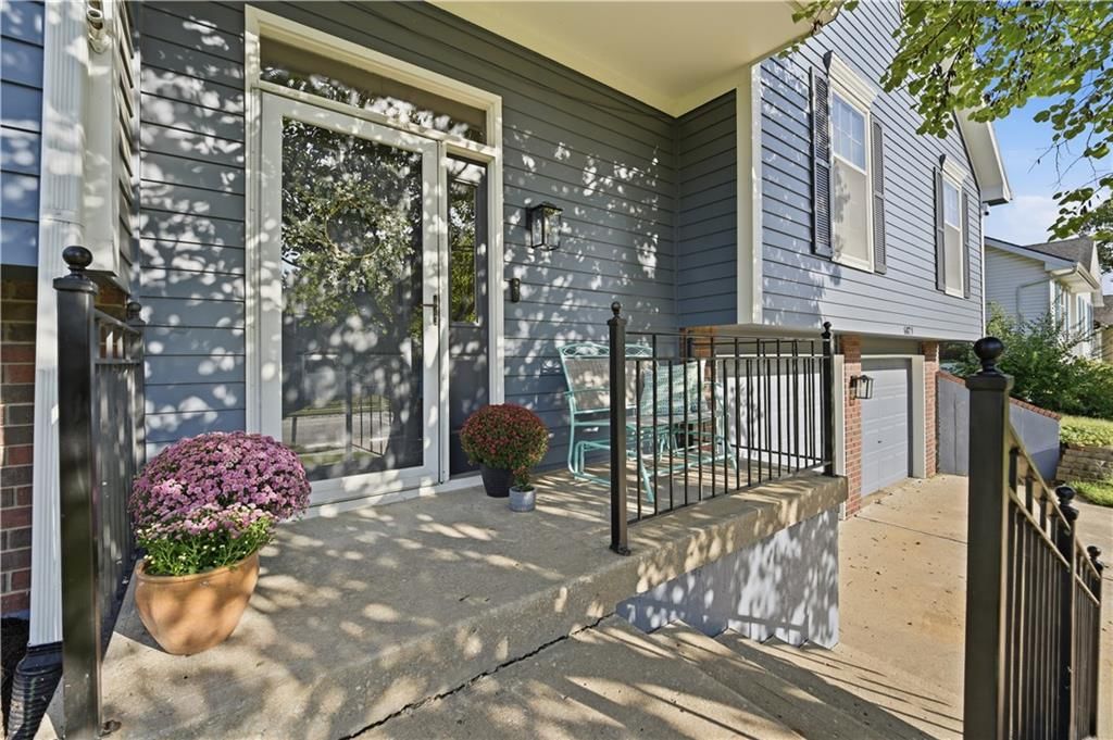 6821 T Gabbert Drive — photo 3
