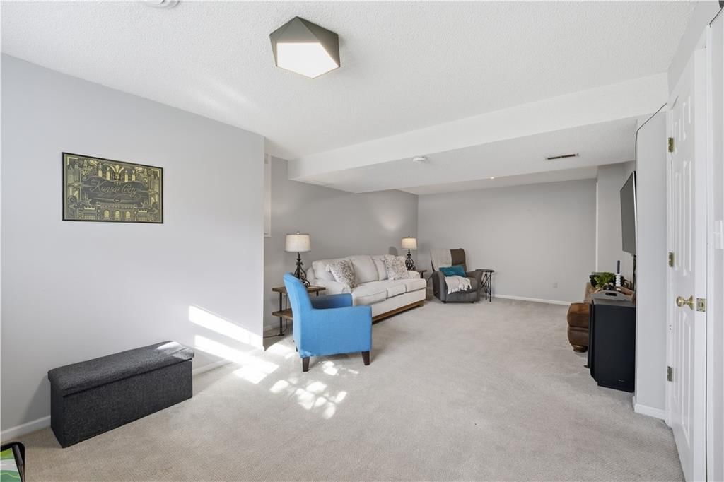 6821 T Gabbert Drive — photo 35