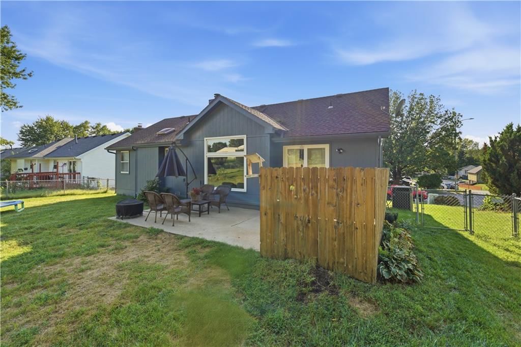 6821 T Gabbert Drive — photo 37