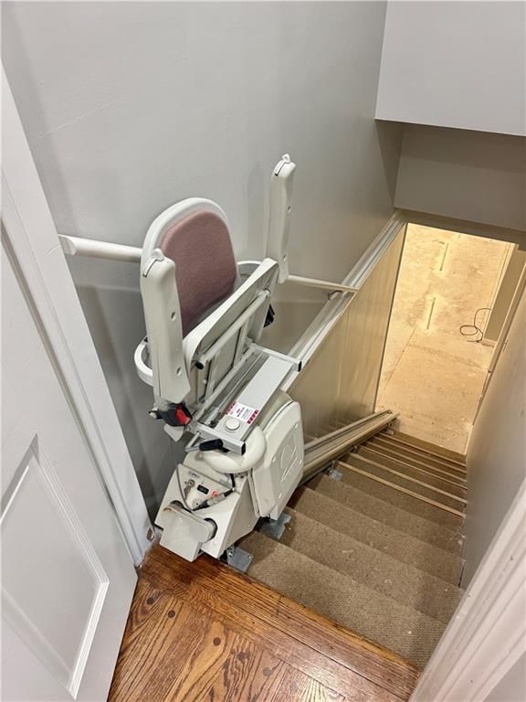 10616 Oak Street — photo 26
