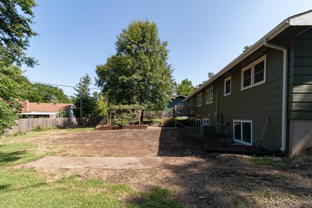 2737 Alabama Street — photo 36