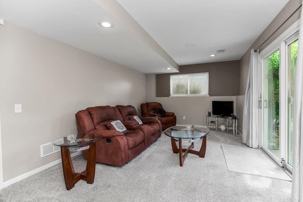 916 Cochise Drive — photo 24
