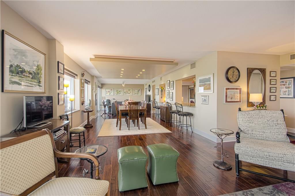 4550 Warwick Boulevard — photo 13