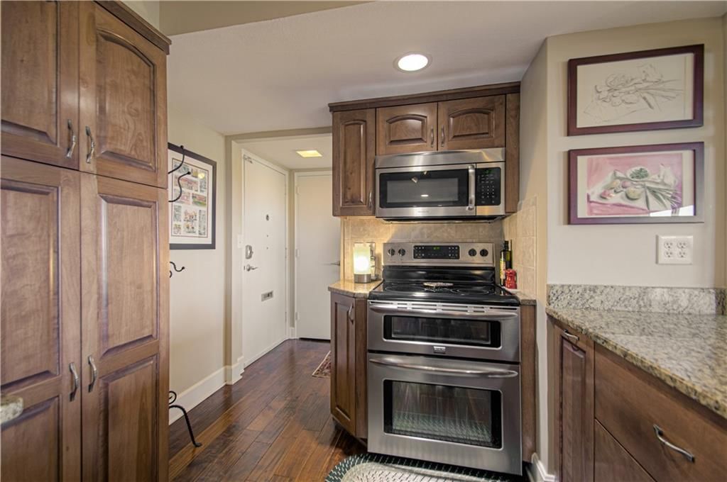 4550 Warwick Boulevard — photo 23