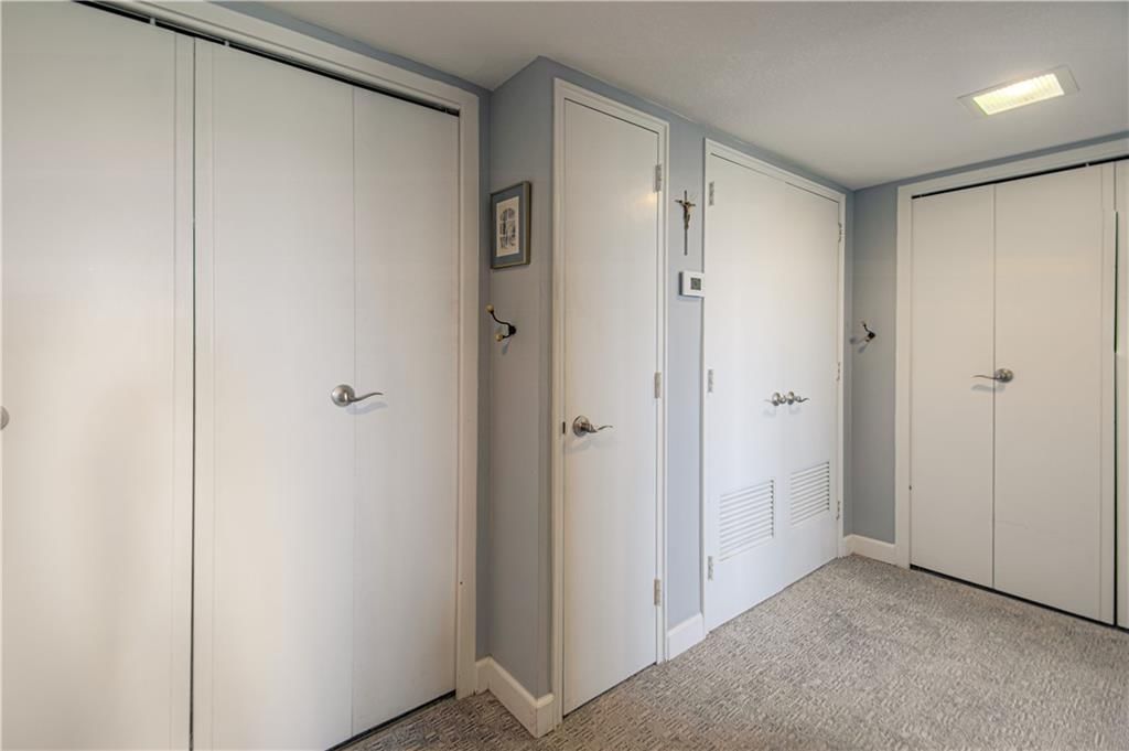 4550 Warwick Boulevard — photo 30