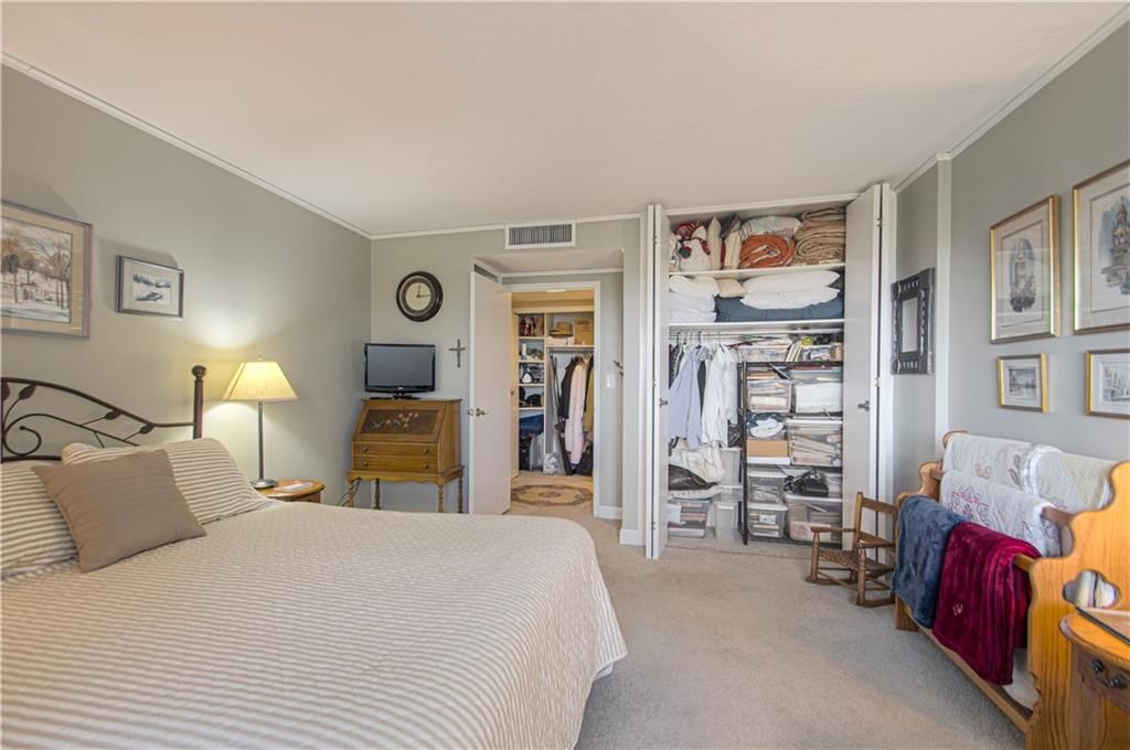 4550 Warwick Boulevard — photo 36